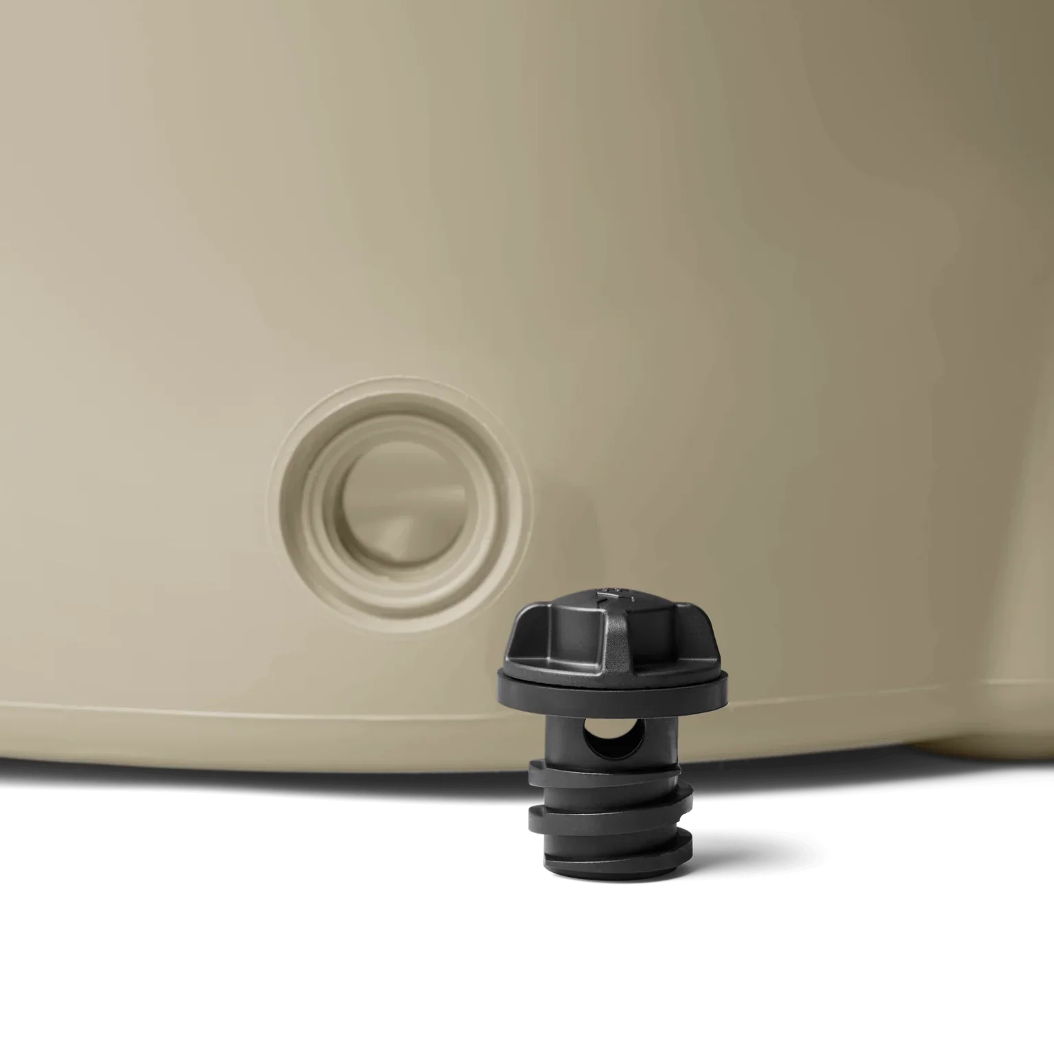 YETI Tank 45 Insulated Ice Bucket Desert Tan - Image 3