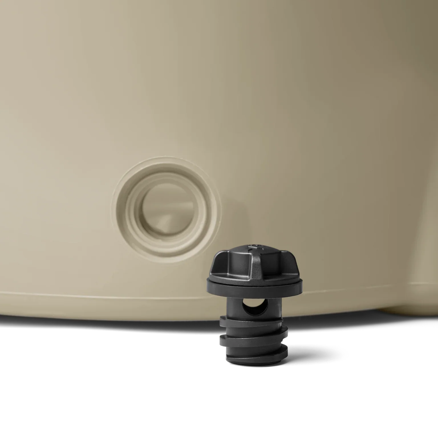 YETI Tank 85 Insulated Ice Bucket Desert Tan - Image 3